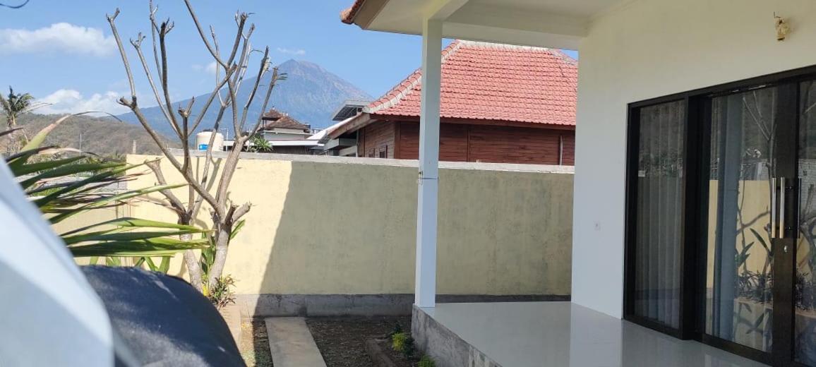 Amed Yudhadewata Hotel Exterior photo